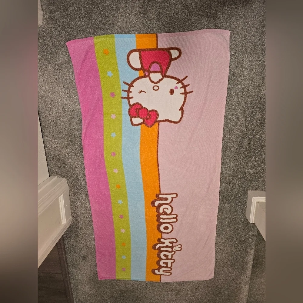 2010 Hello Kitty Beach Towel Vacation Travel Pool Summer Retro Fun Colorful